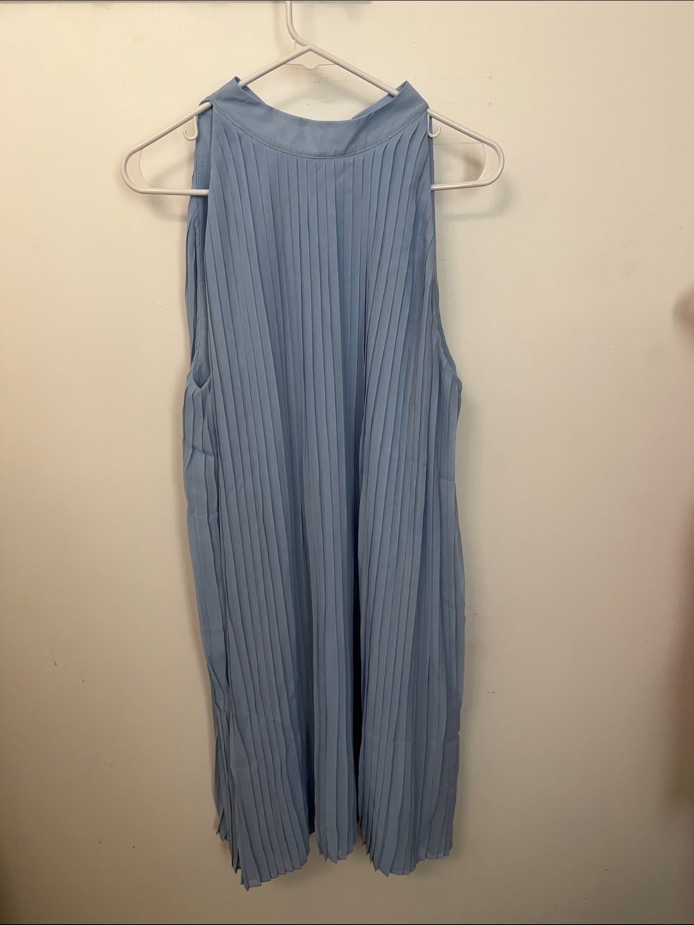 Hermoza Pleated Baby Blue Sleeveless Midi Dress NWT